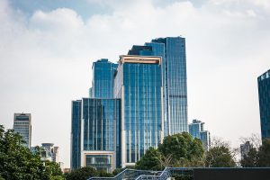 Read more about the article كيف تحافظ على برودة المنزل في فصل الصيف بطرق ذكية وموفرة؟