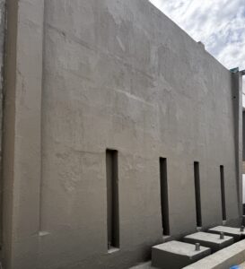 Read more about the article دور العزل الأسمنتي في حماية الأسطح من التسرب والرطوبة